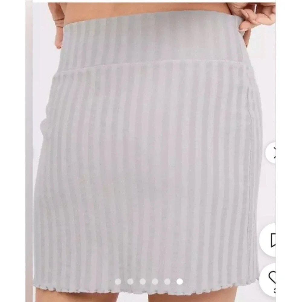 OFFLINE by Aerie OG Original Ribbed Mini Skirt Grey Lettuce Edge Womens Medium